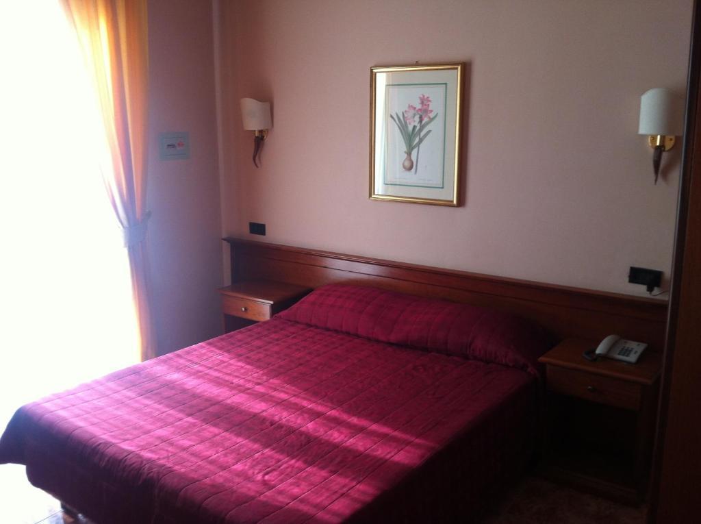 Hotel Impero Brescia Chambre photo