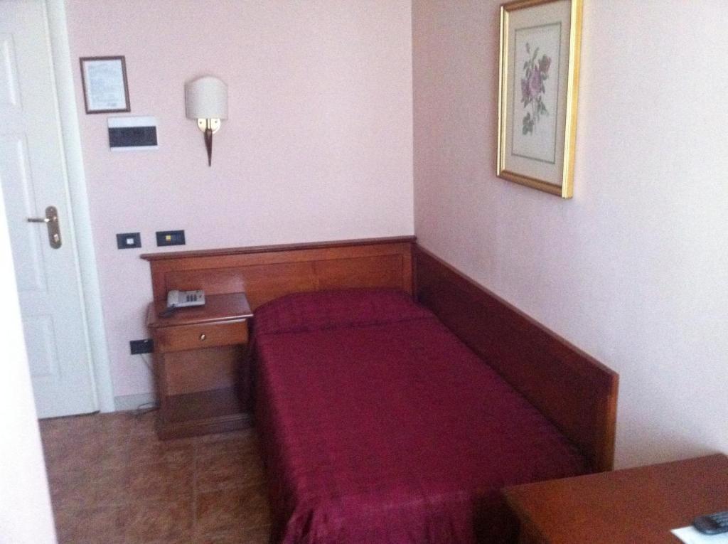 Hotel Impero Brescia Chambre photo