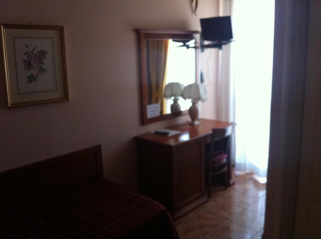 Hotel Impero Brescia Chambre photo