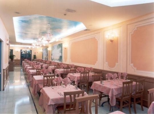 Hotel Impero Brescia Extérieur photo